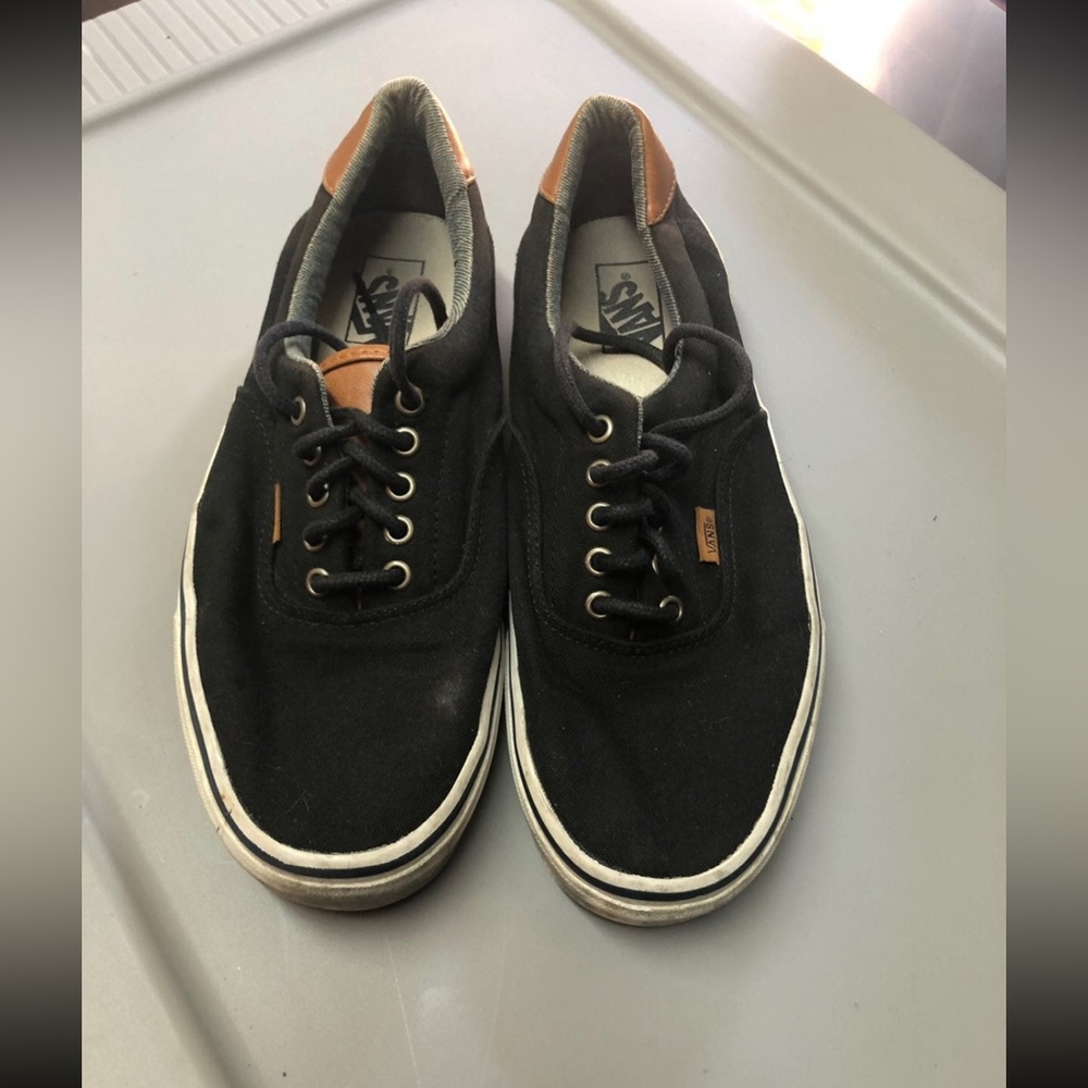 Mens‎ 10.5 women’s 12 vans